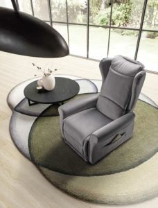 Relax design, letto contenitore torino, negozio materassi, vendita letti torino, materassi scontatissimi, divani, divani trasformabili, poltrone relax, doghe, poltrone per sollevarsi, poltrona massaggio